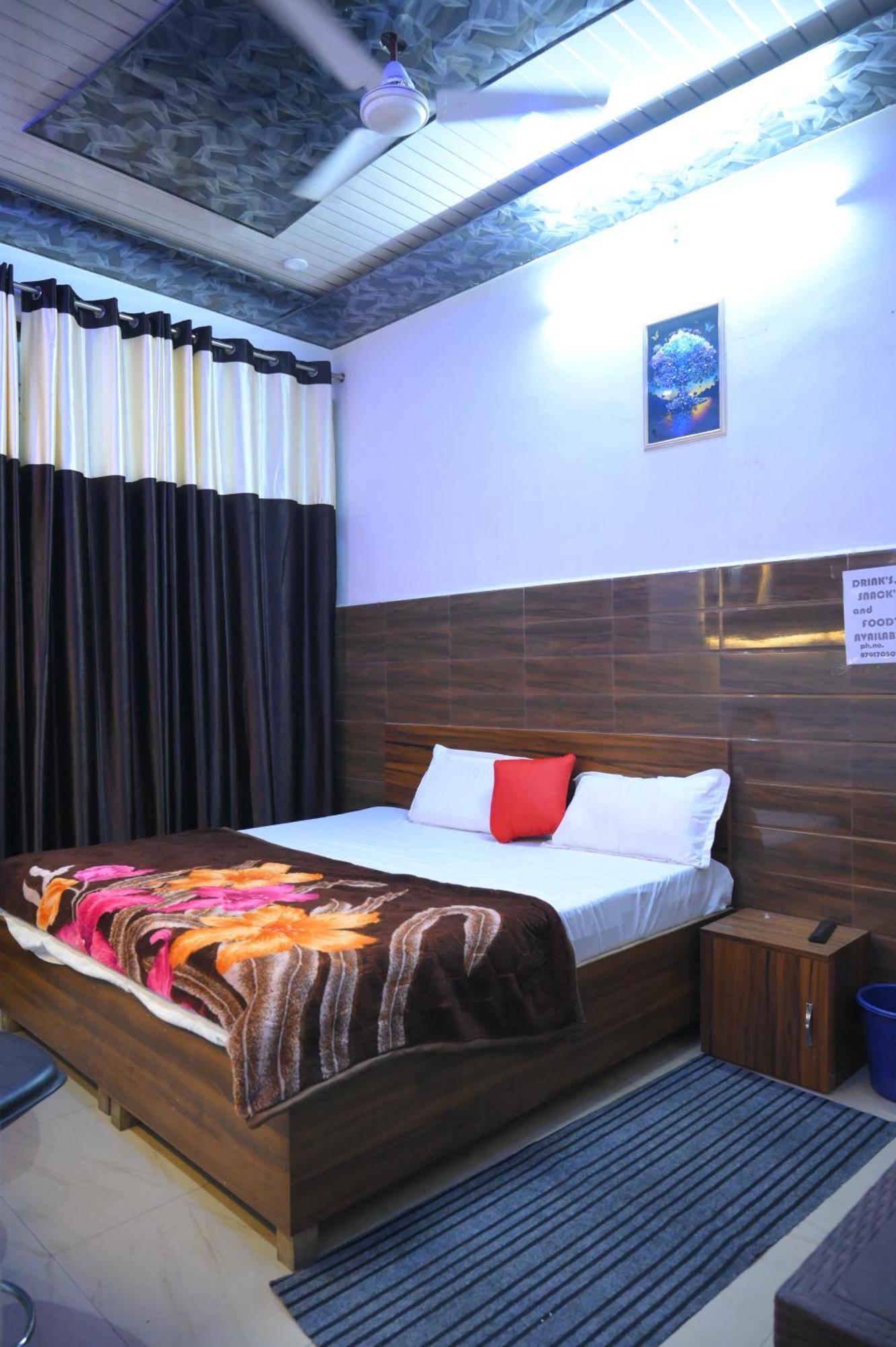 Hotel Starlight 메루트 외부 사진