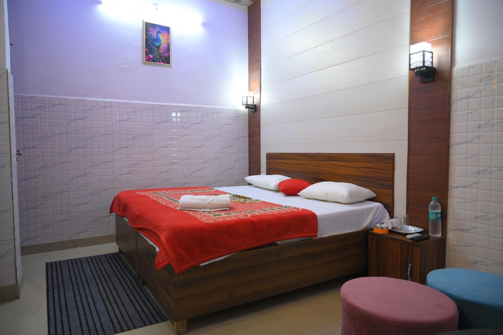 Hotel Starlight 메루트 외부 사진