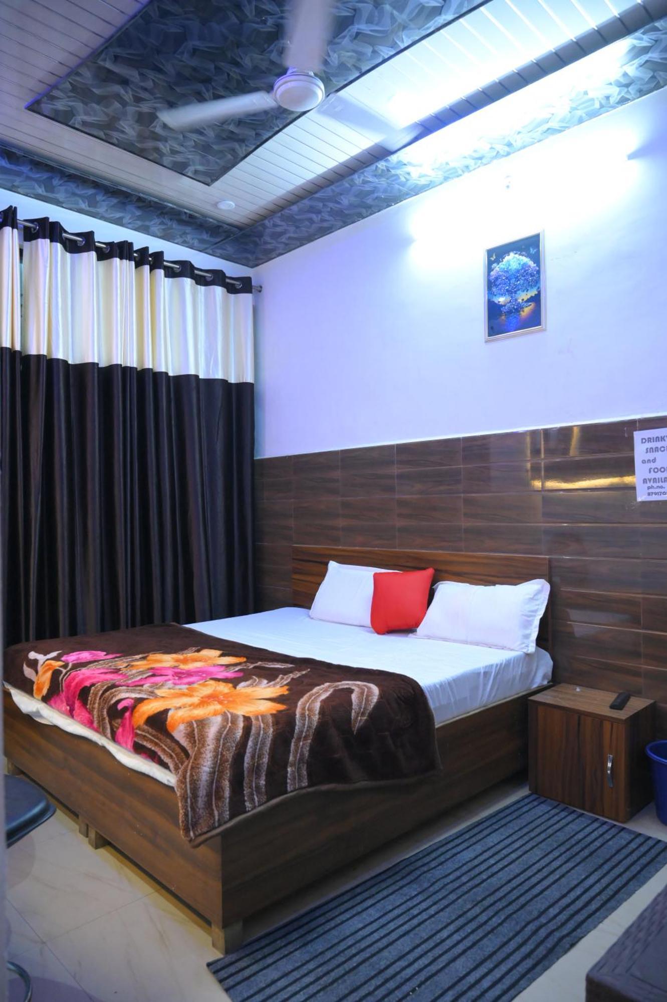 Hotel Starlight 메루트 외부 사진